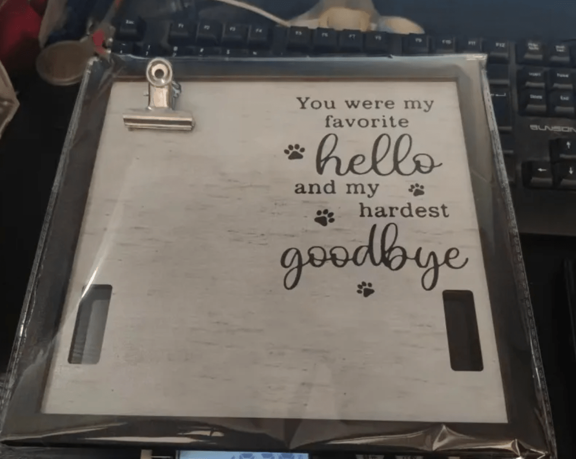 Creative Wooden Pet Commemorative Plaque - Dog Collar & Photo Frame - Fallon Gifts