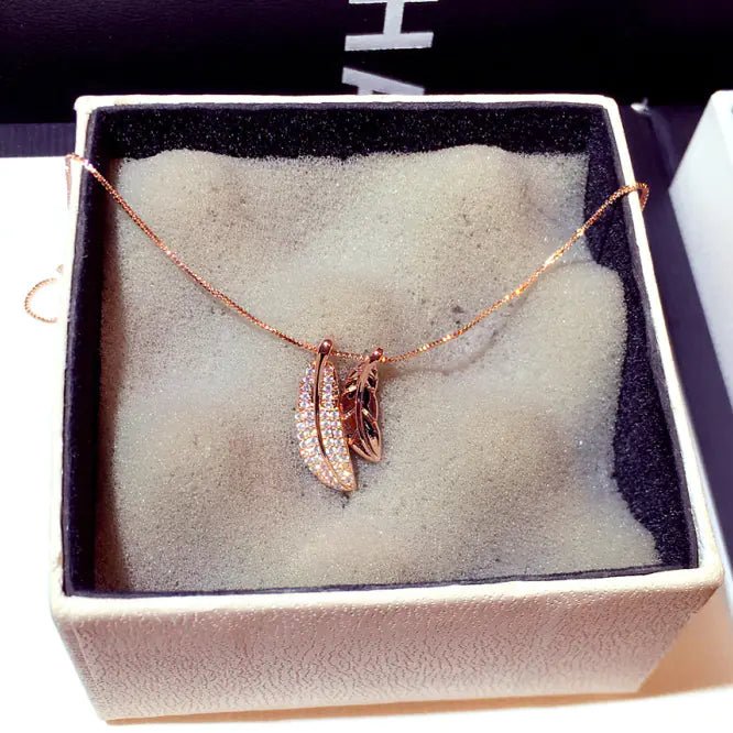 Fashionable Korean Style Leaf Pendant Choker Necklace - Fallon Gifts